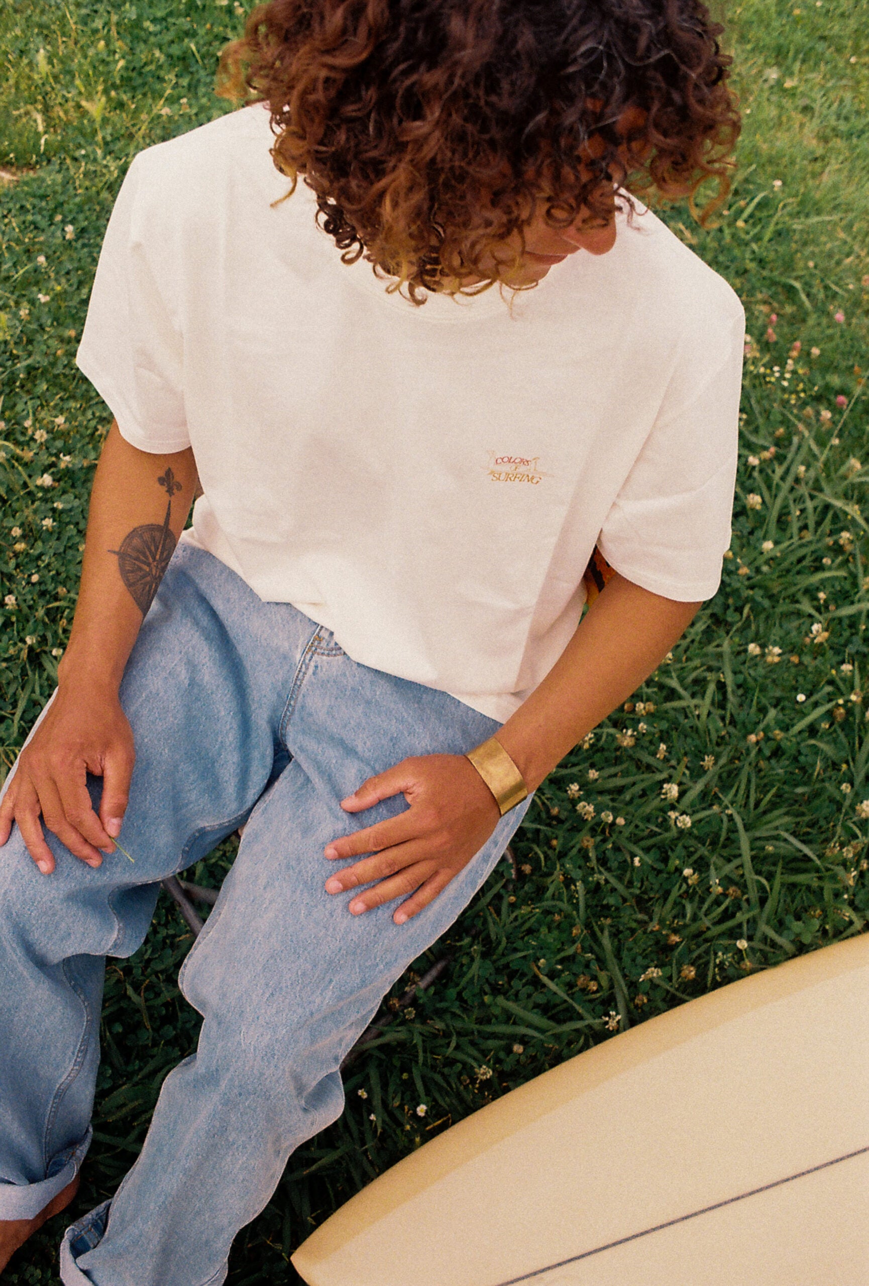 Unspoiled land · Tee