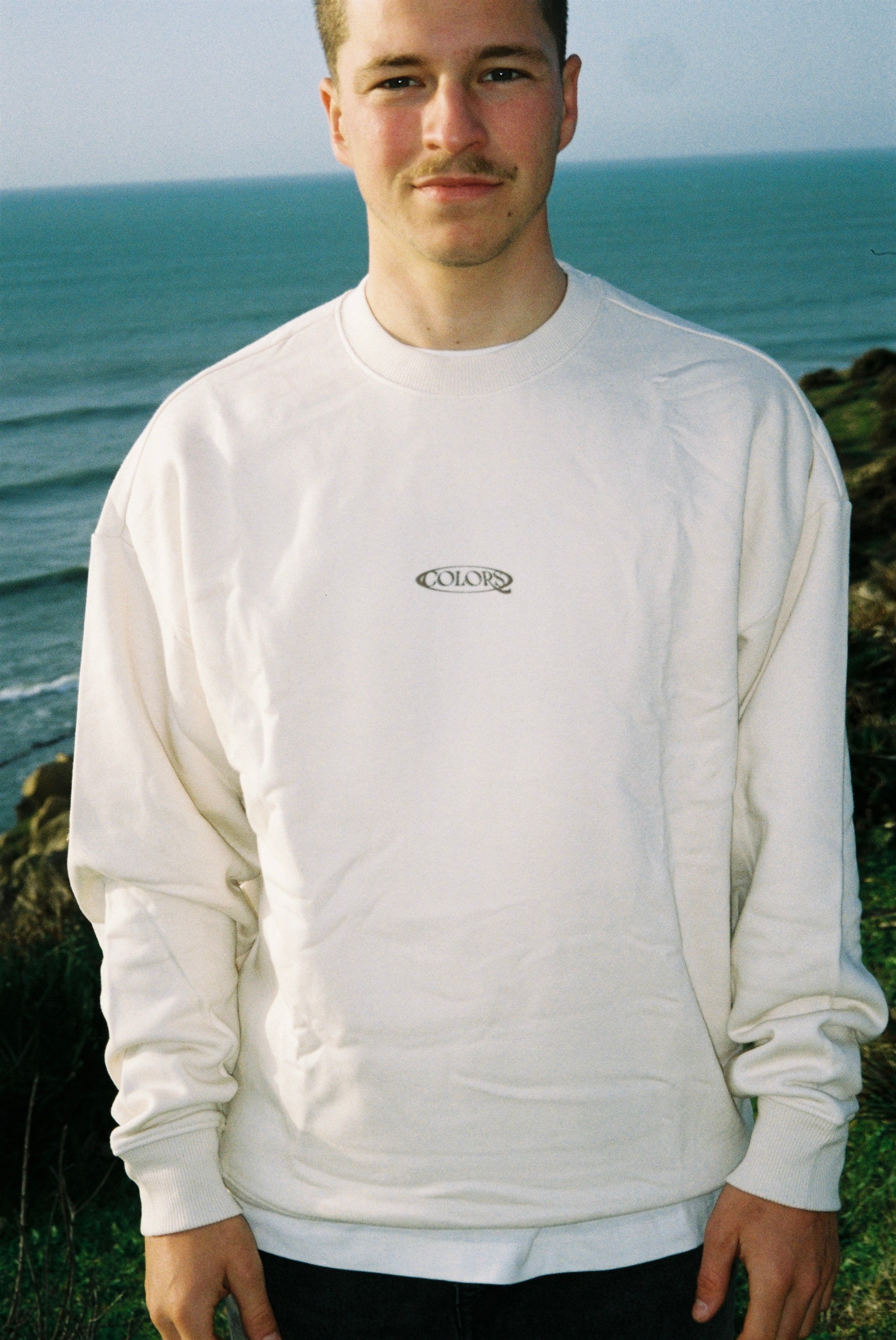 Retro · Crewneck