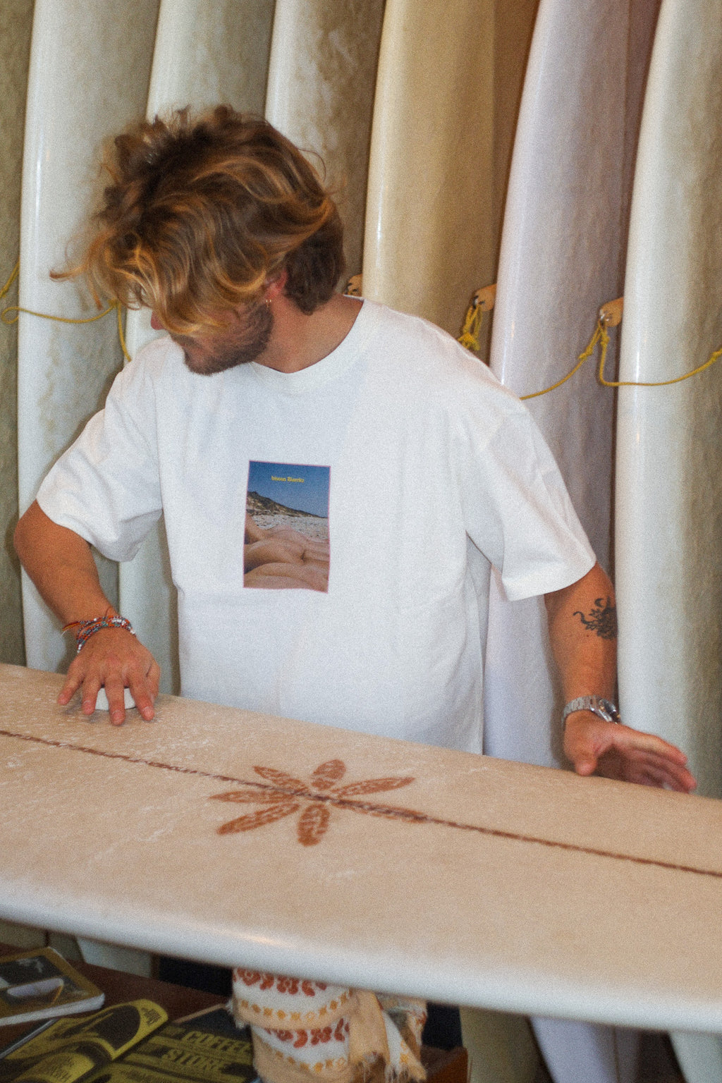 Bisous Biarritz · Tee