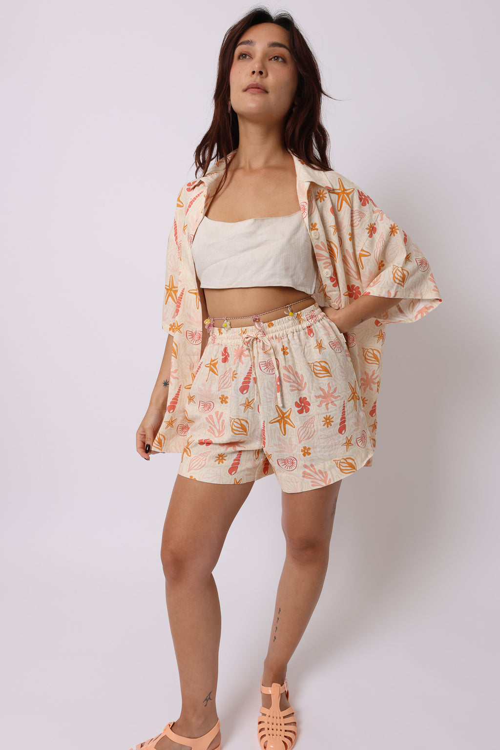 Seashell Short · Linen